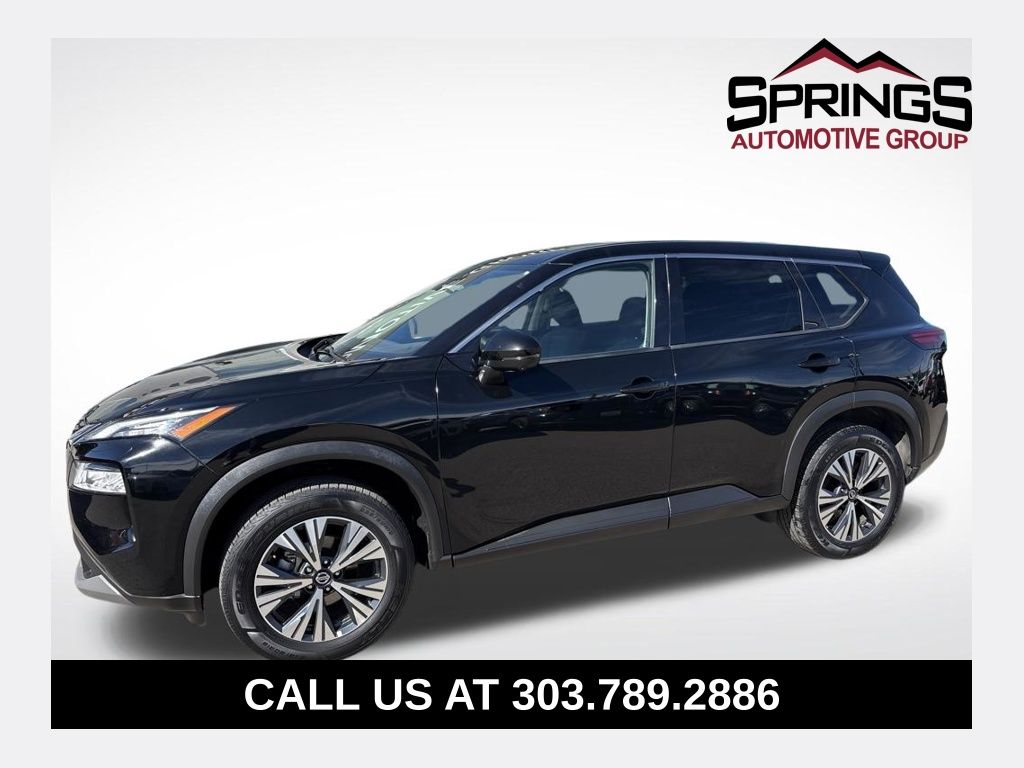 2021 Nissan Rogue SV Image 1 of 31