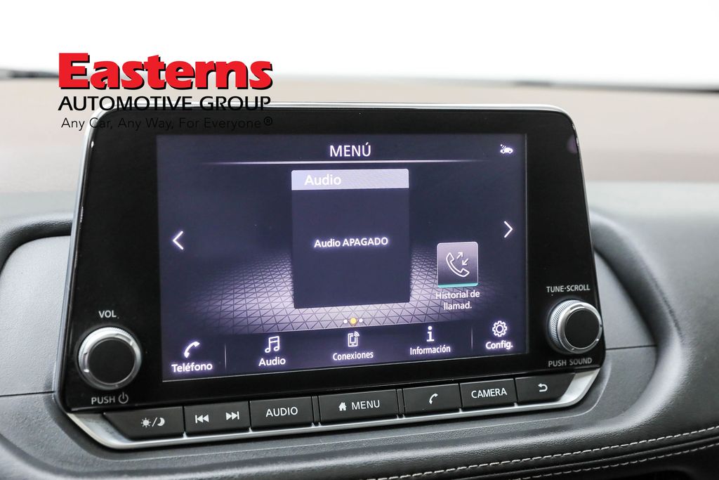 Vehicle image 43 of 62