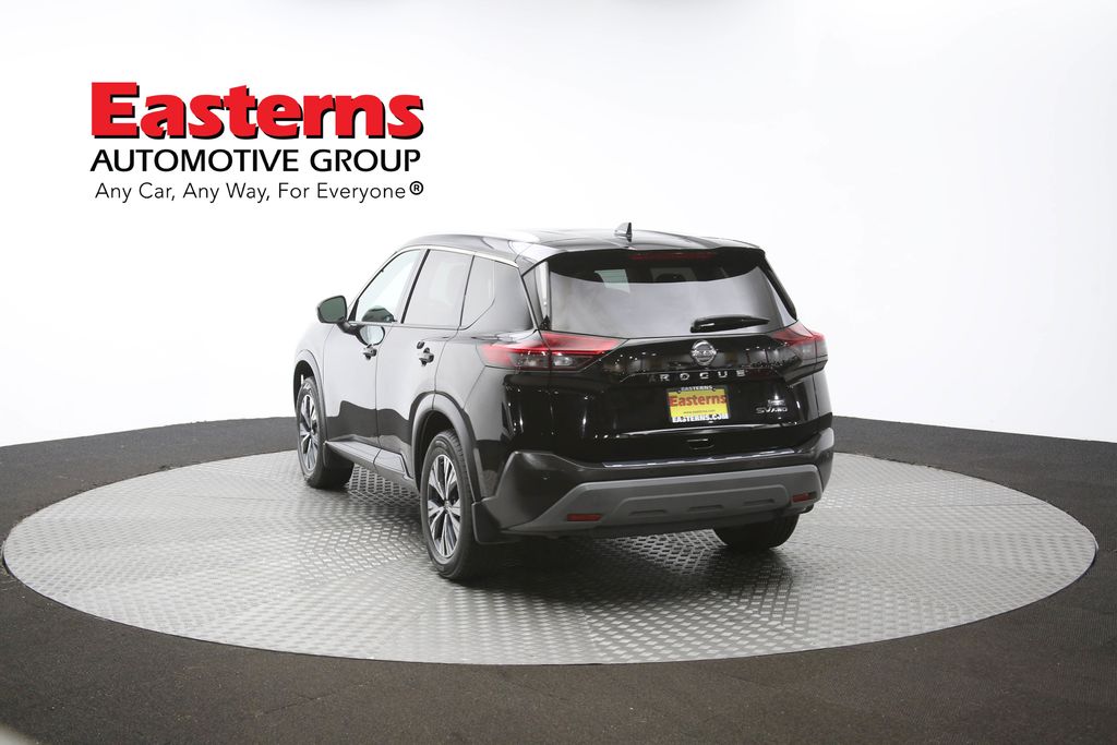 Vehicle image 28 of 62
