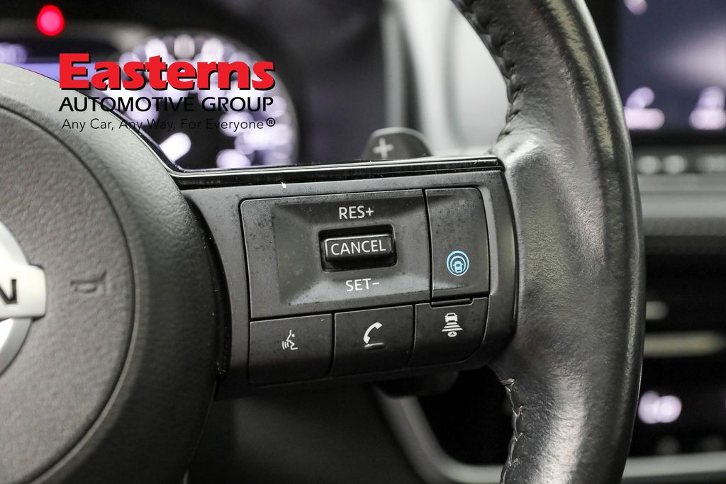 Vehicle image 55 of 62