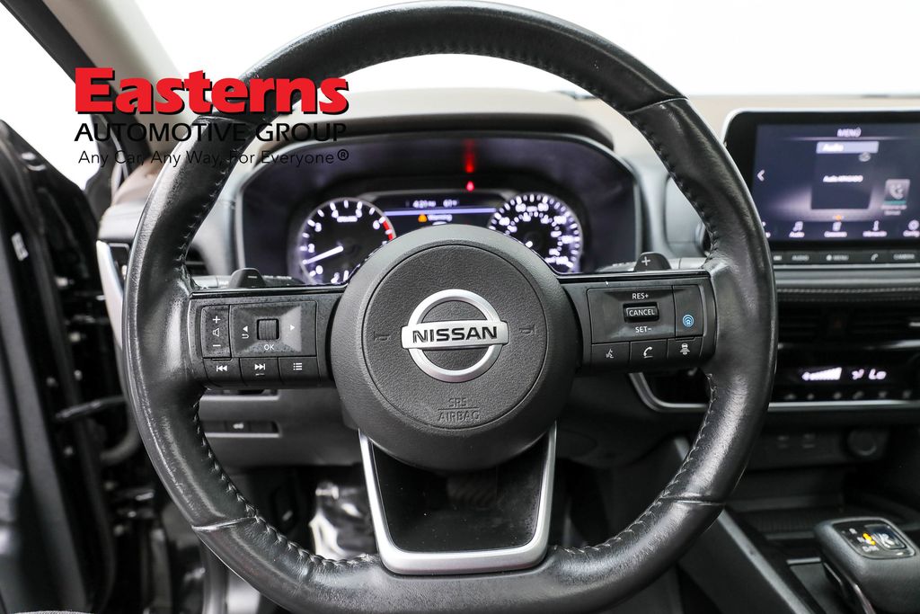 Vehicle image 42 of 62