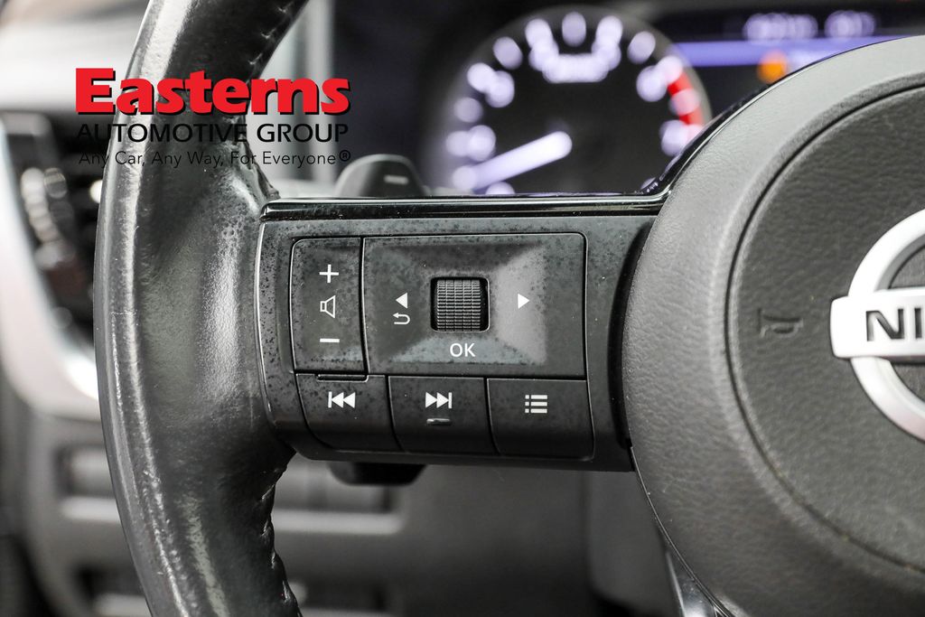 Vehicle image 53 of 62