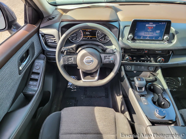 Vehicle image 12 of 34