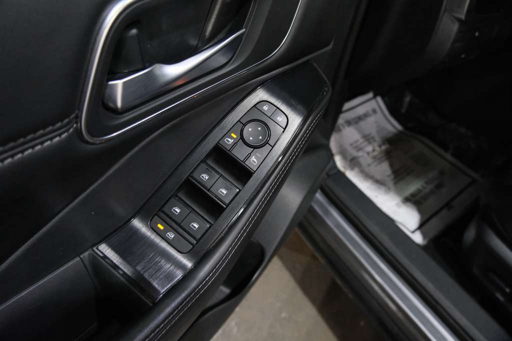 2021 Nissan Rogue SV Image 31 of 41