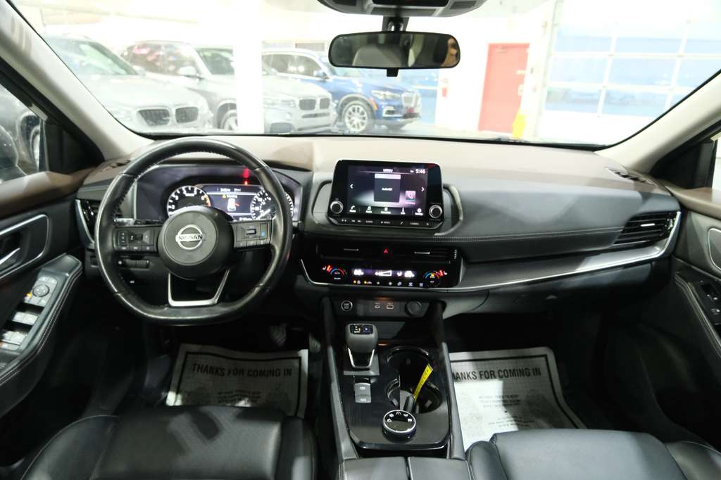 2021 Nissan Rogue SV Image 24 of 41