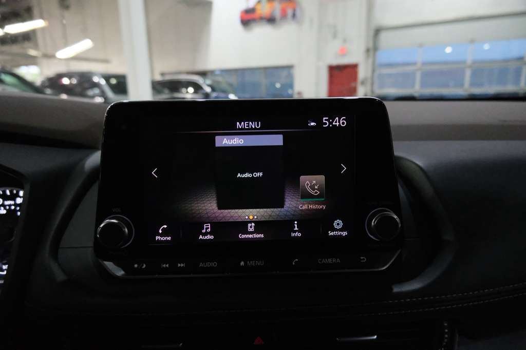 2021 Nissan Rogue SV Image 33 of 41