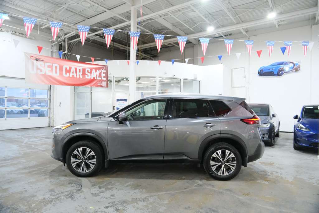 2021 Nissan Rogue SV Image 9 of 41