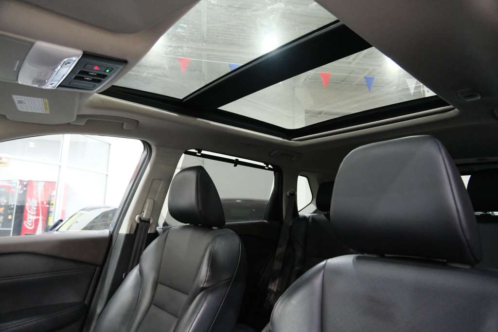 2021 Nissan Rogue SV Image 21 of 41