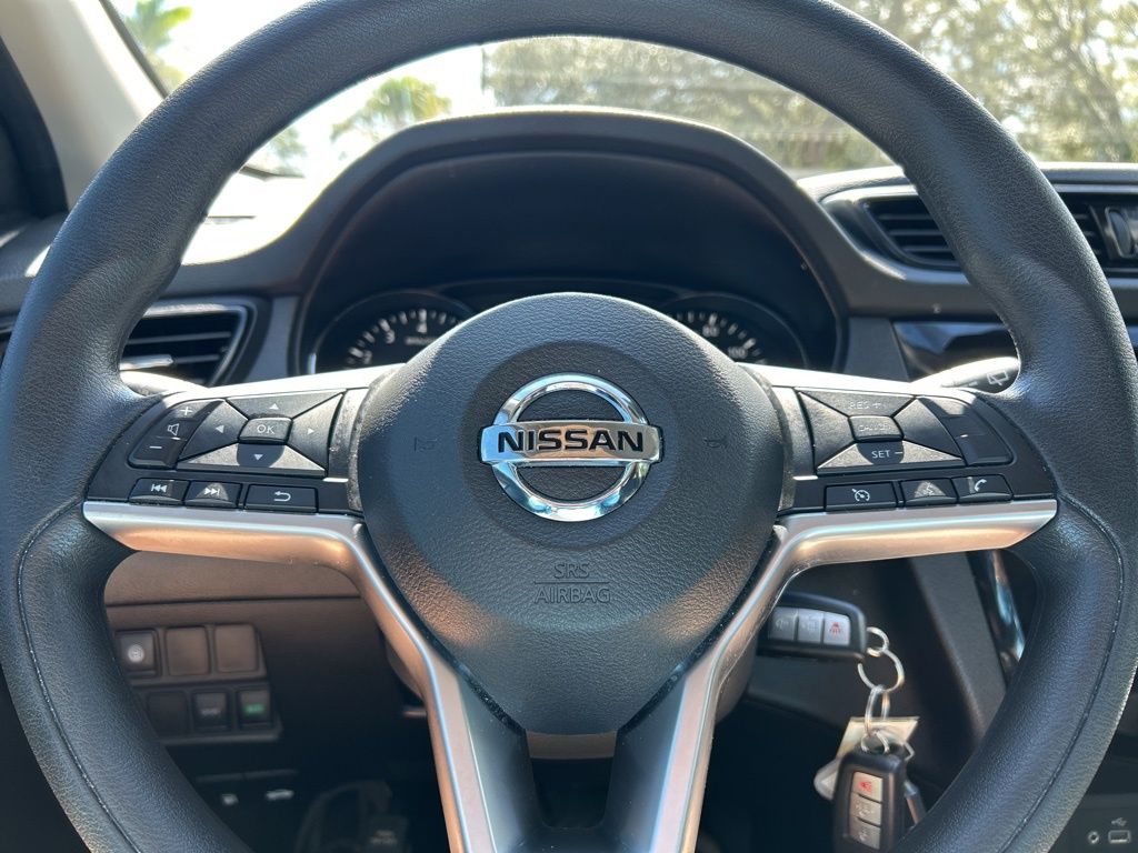 2021 Nissan Rogue Sport S Image 21 of 44