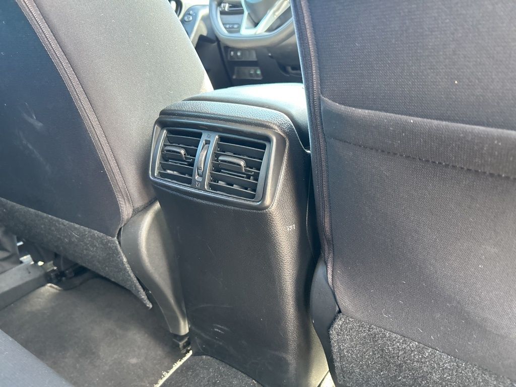 2021 Nissan Rogue Sport S Image 32 of 44