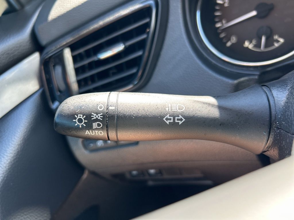 2021 Nissan Rogue Sport S Image 33 of 44