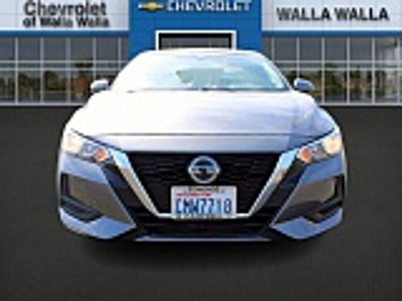 Vehicle image 2 of 30