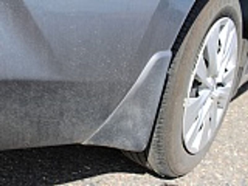 Vehicle image 26 of 30