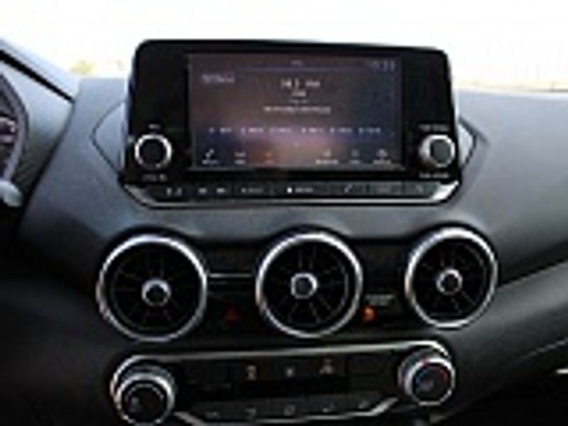 Vehicle image 16 of 30