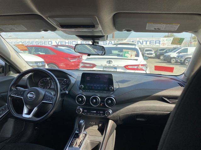Vehicle image 19 of 19