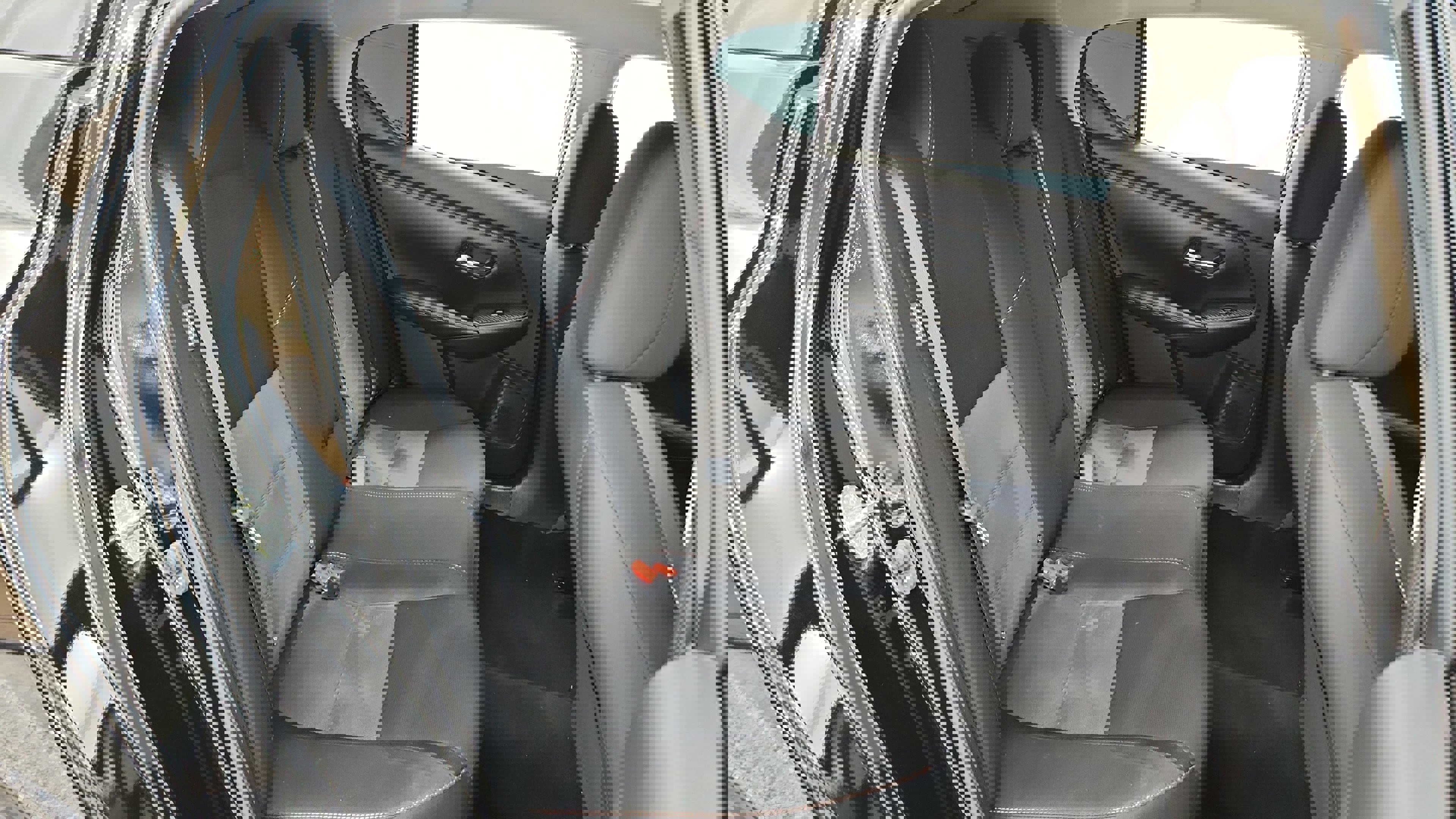 Vehicle image 29 of 49