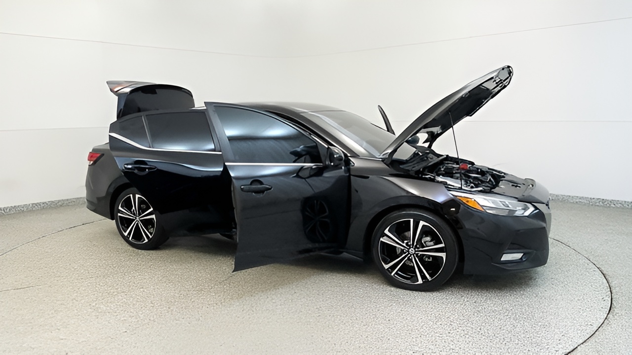 Vehicle image 41 of 49