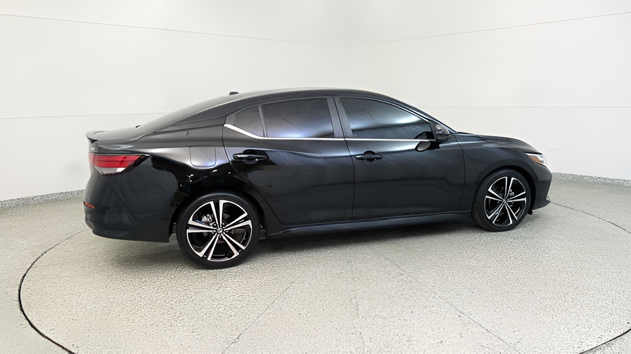 Vehicle image 42 of 49