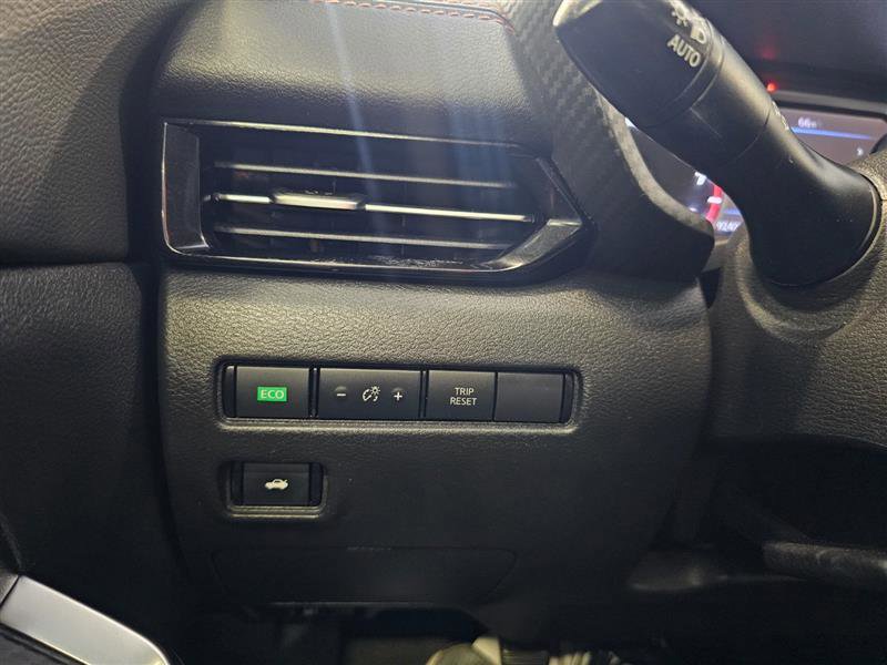 Vehicle image 19 of 22