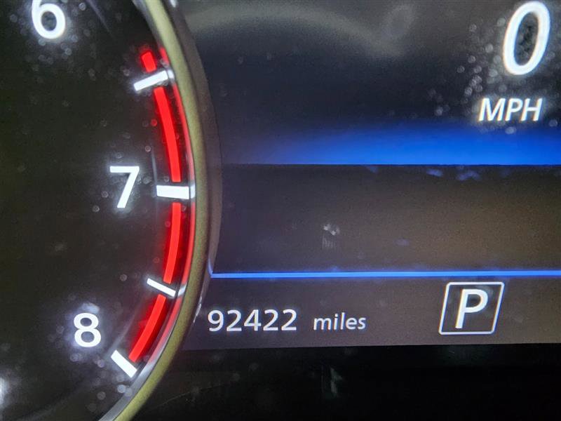 Vehicle image 18 of 22