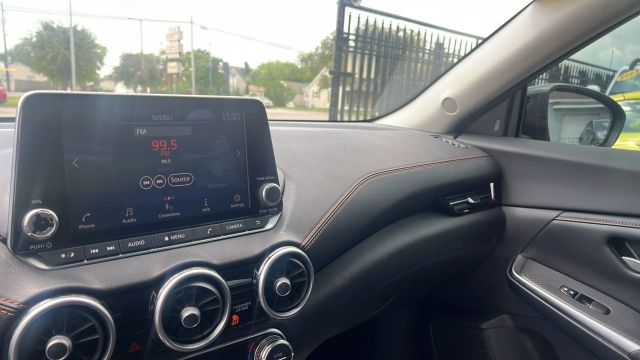 Vehicle image 19 of 19