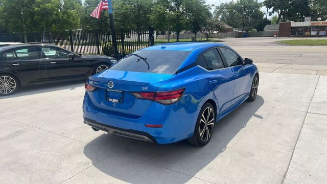 Vehicle image 3 of 19