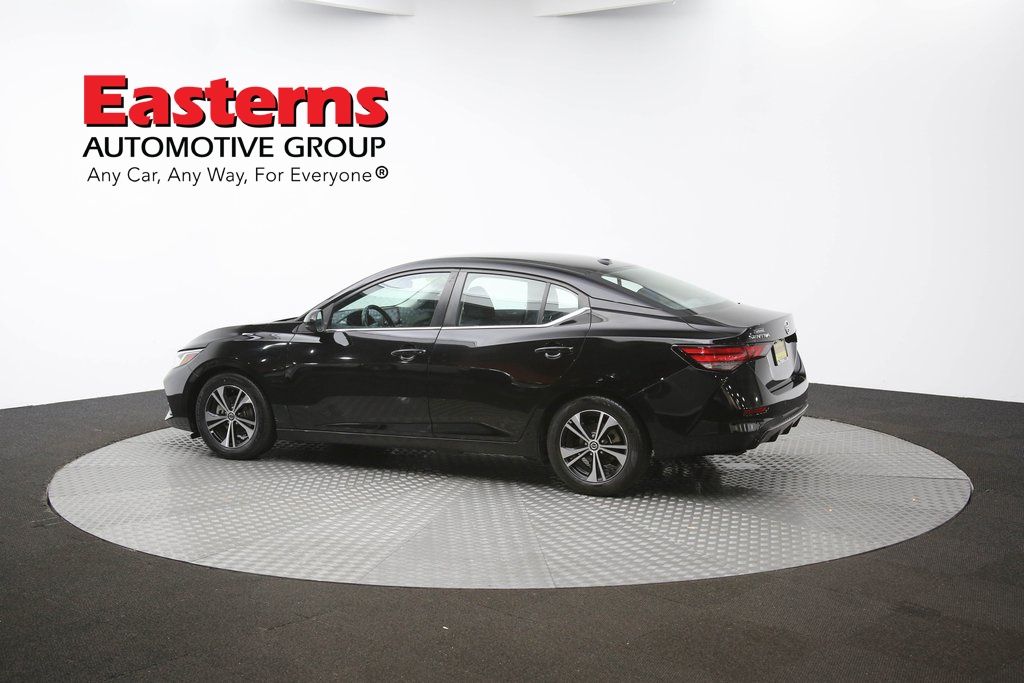 Vehicle image 33 of 60