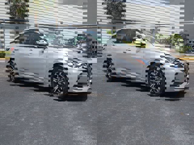 Vehicle image 3 of 36
