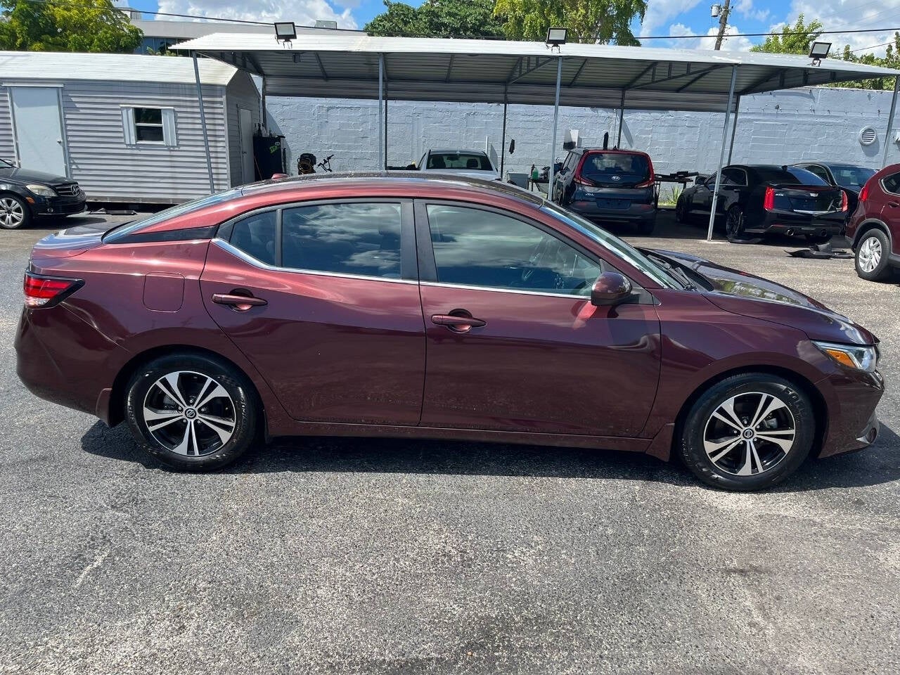 Vehicle image 7 of 44