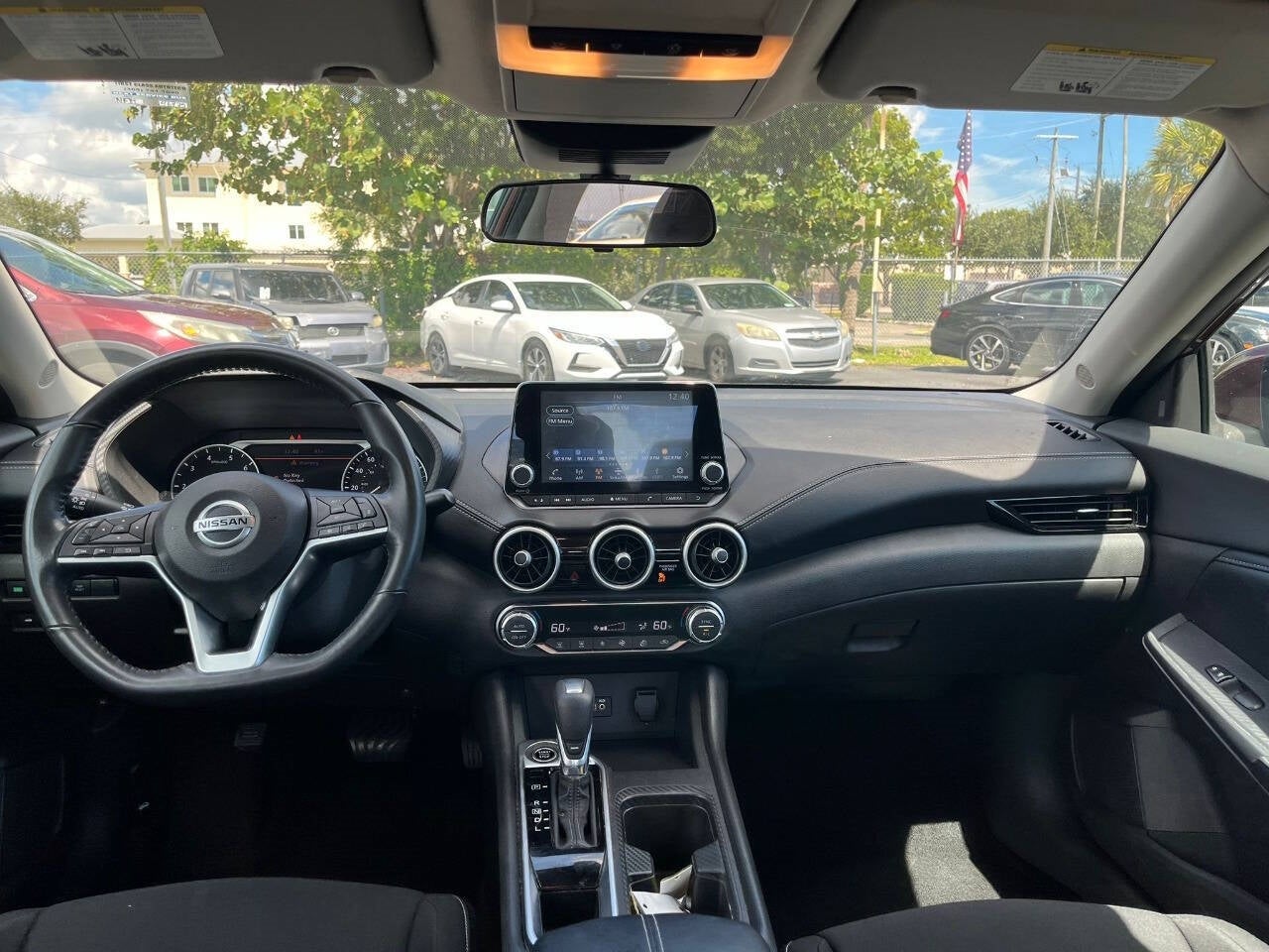 Vehicle image 23 of 44