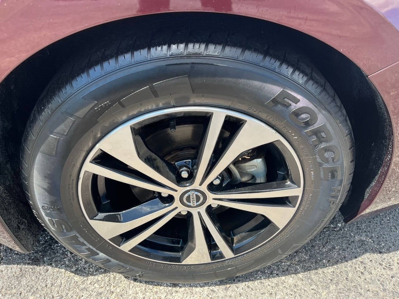 Vehicle image 15 of 44