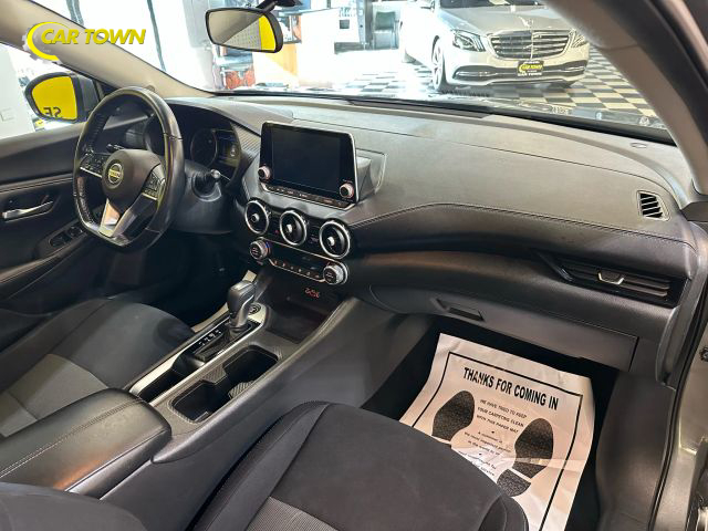 2021 Nissan Sentra SV Image 23 of 36