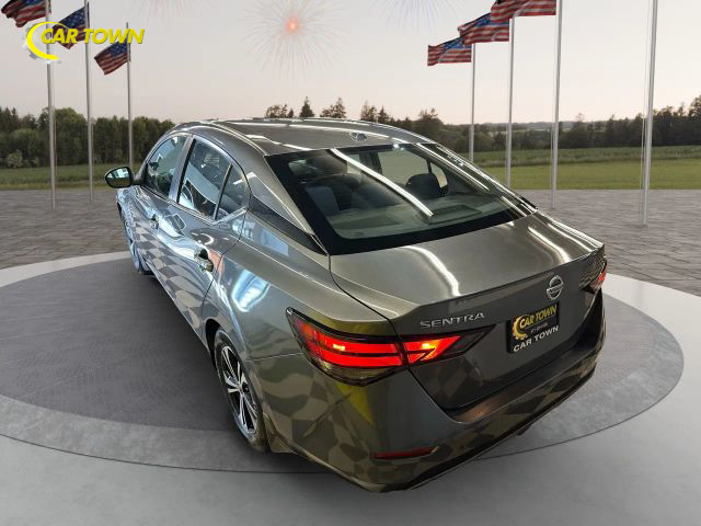 2021 Nissan Sentra SV Image 12 of 36