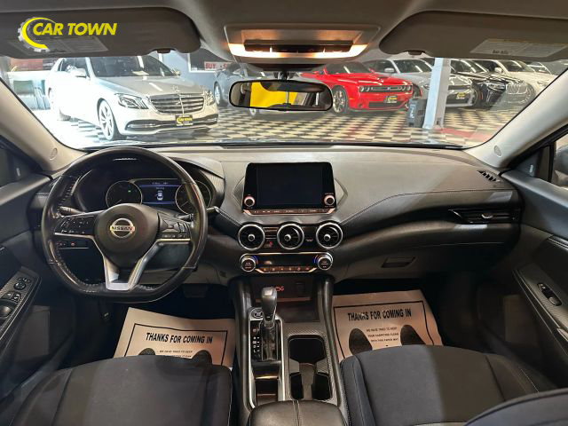 2021 Nissan Sentra SV Image 24 of 36