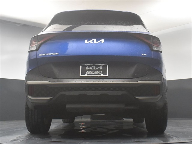 Vehicle image 20 of 48
