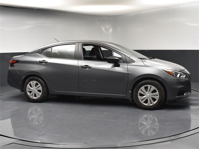 Vehicle image 9 of 48