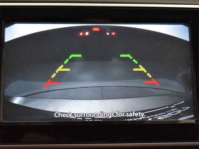 Vehicle image 40 of 48