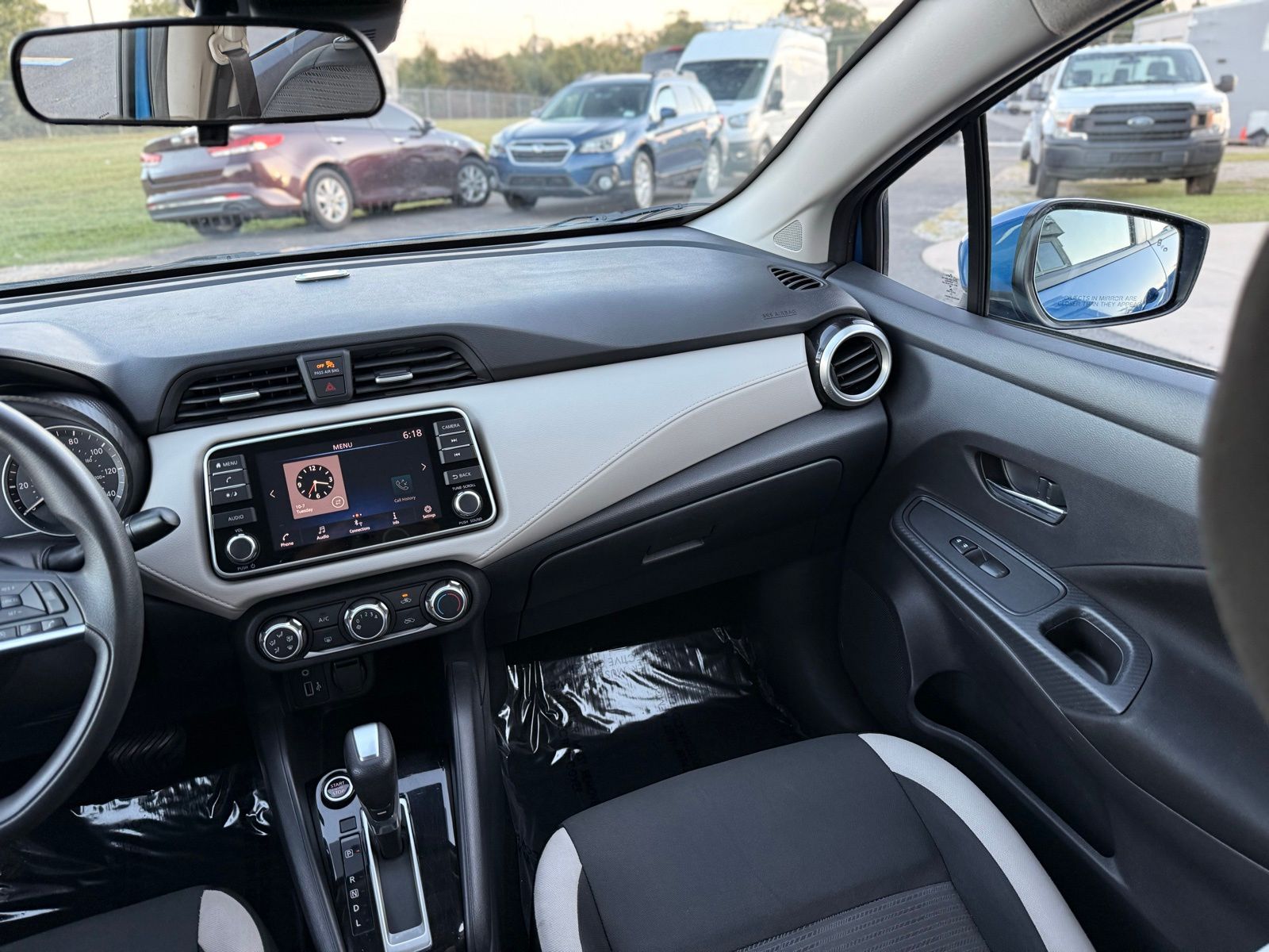 2021 Nissan Versa SV Image 22 of 31