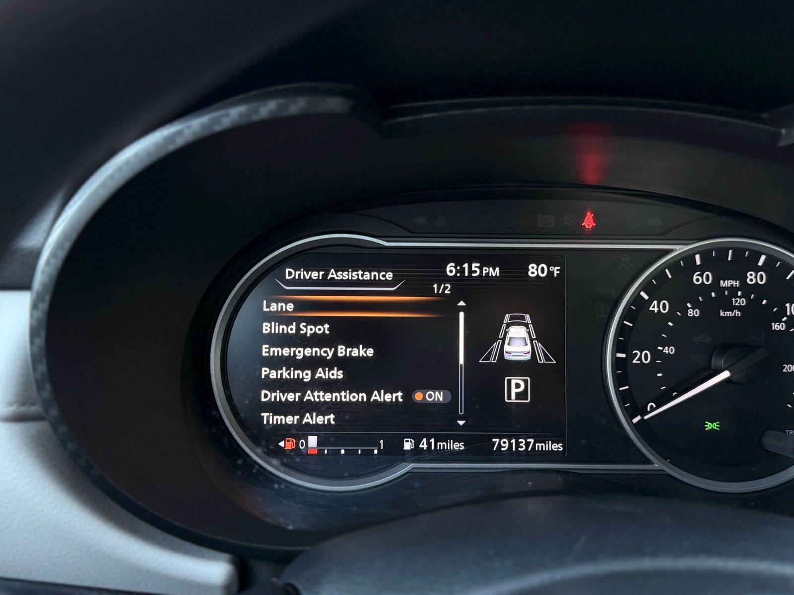 2021 Nissan Versa SV Image 27 of 31