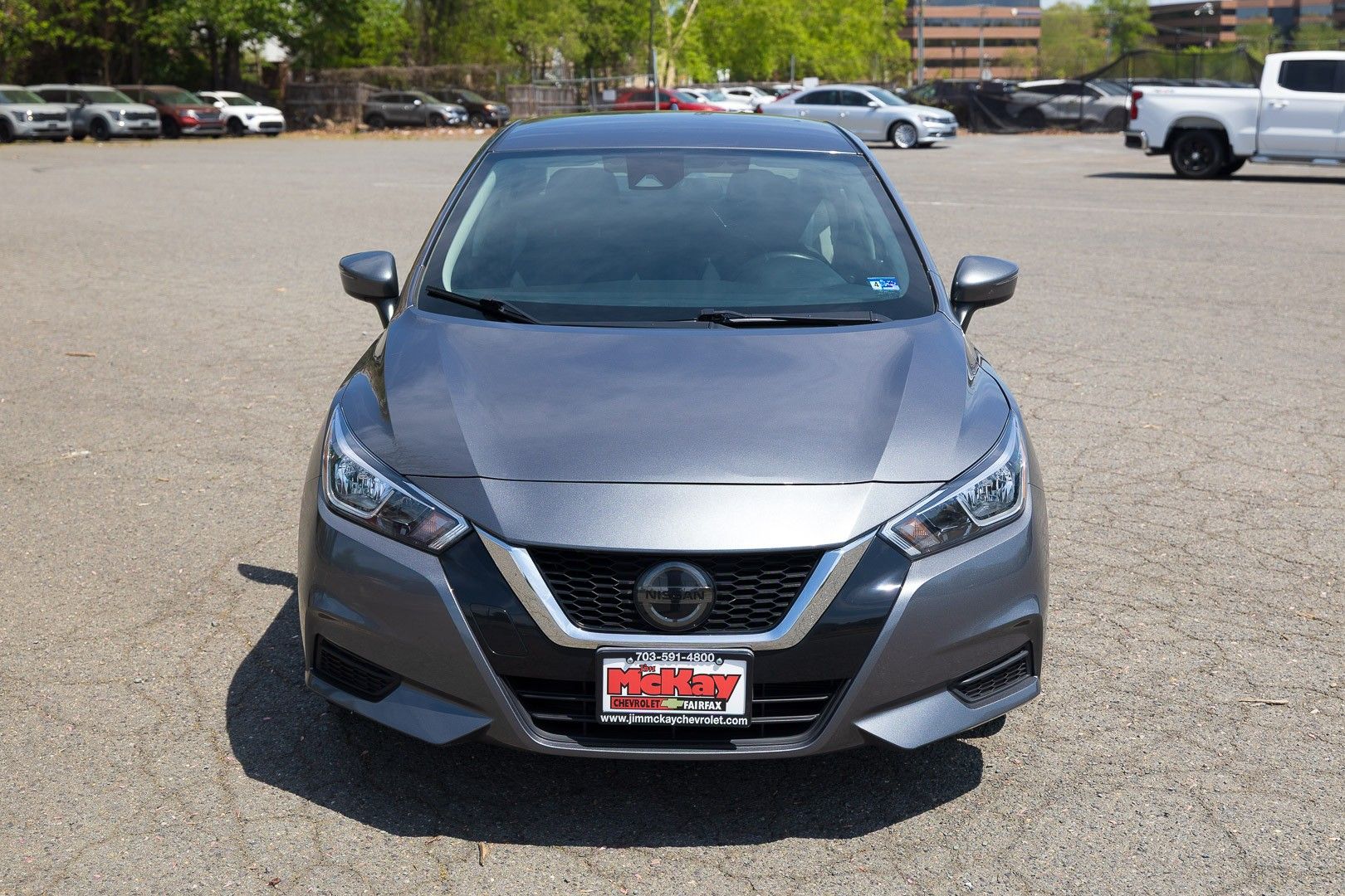2021 Nissan Versa SV Image 3 of 28