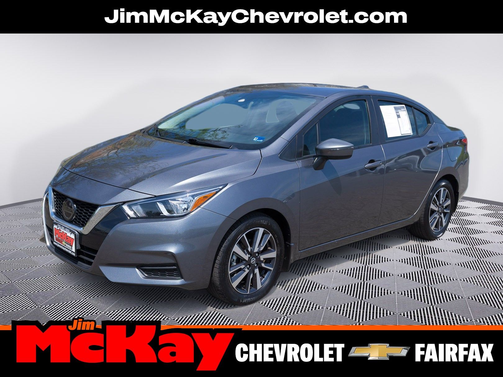 2021 Nissan Versa SV Image 1 of 28