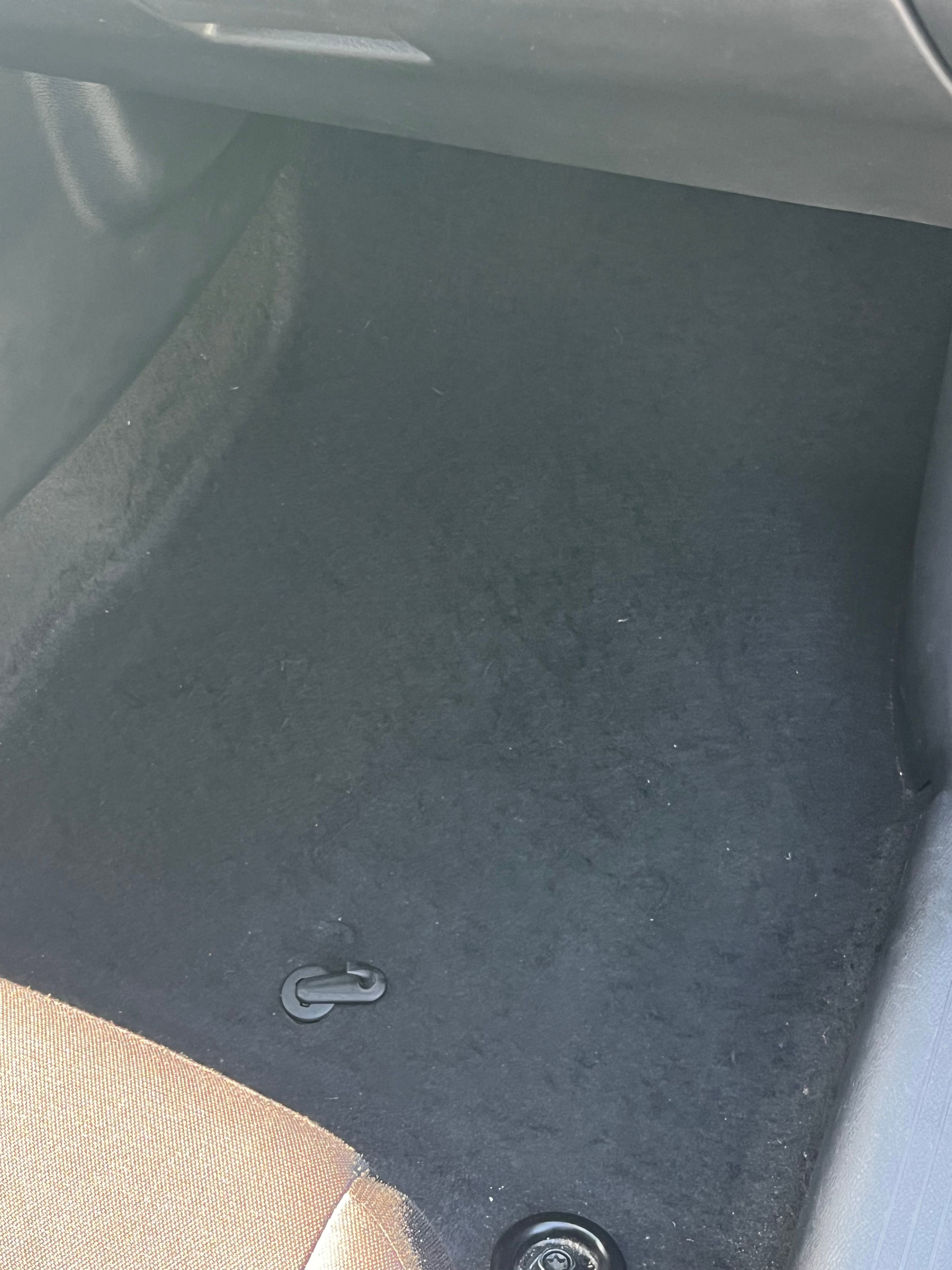 Vehicle image 28 of 68
