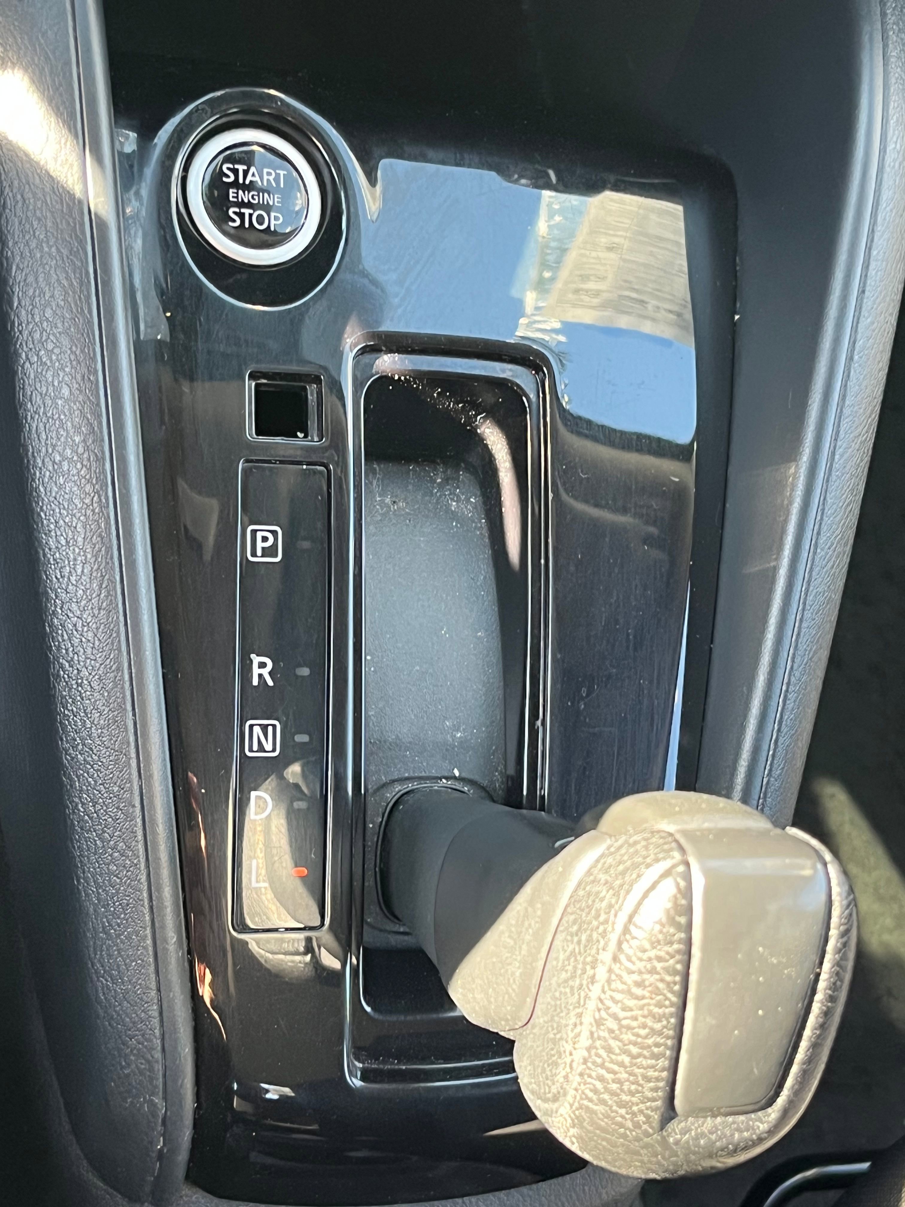 Vehicle image 46 of 68
