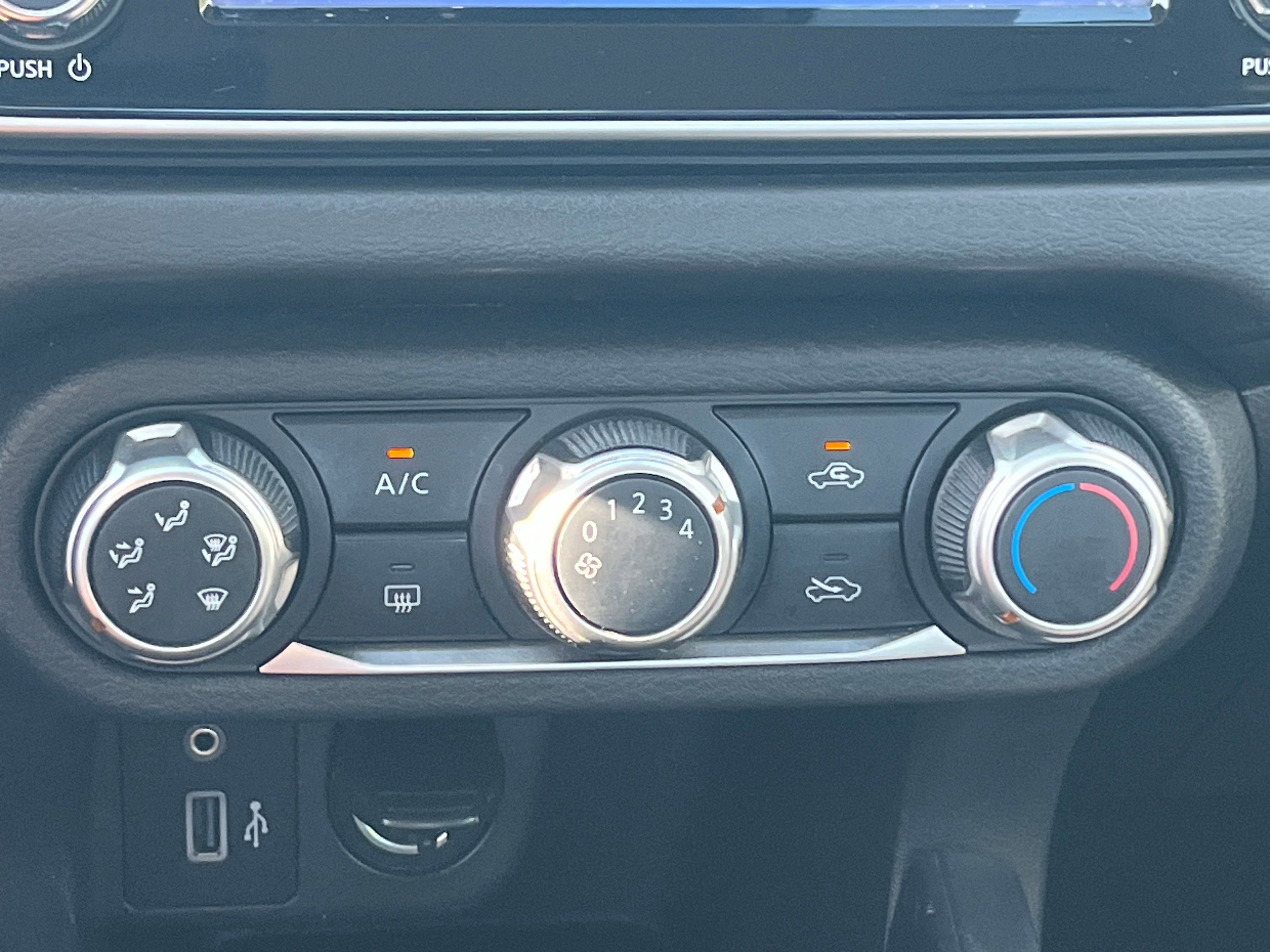 Vehicle image 49 of 68