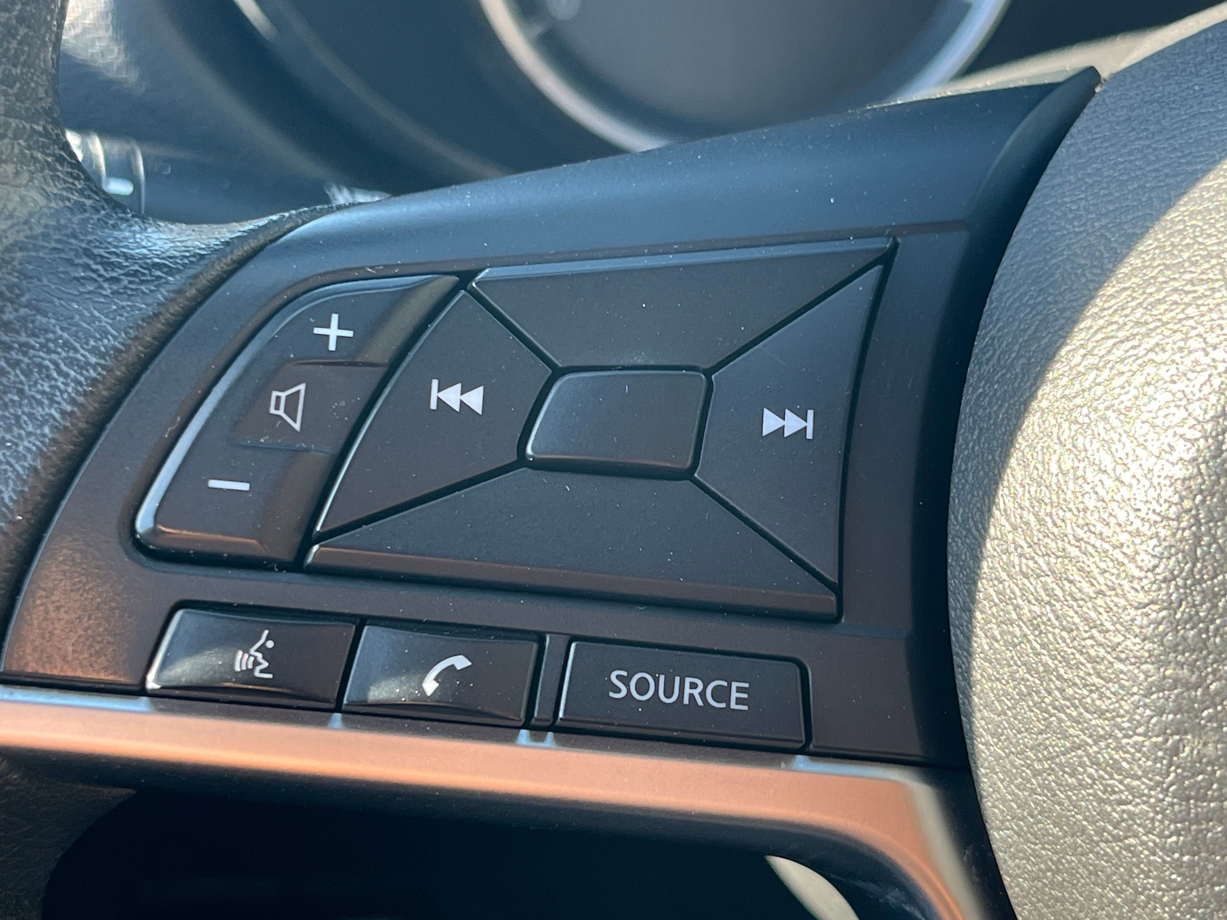 Vehicle image 42 of 68