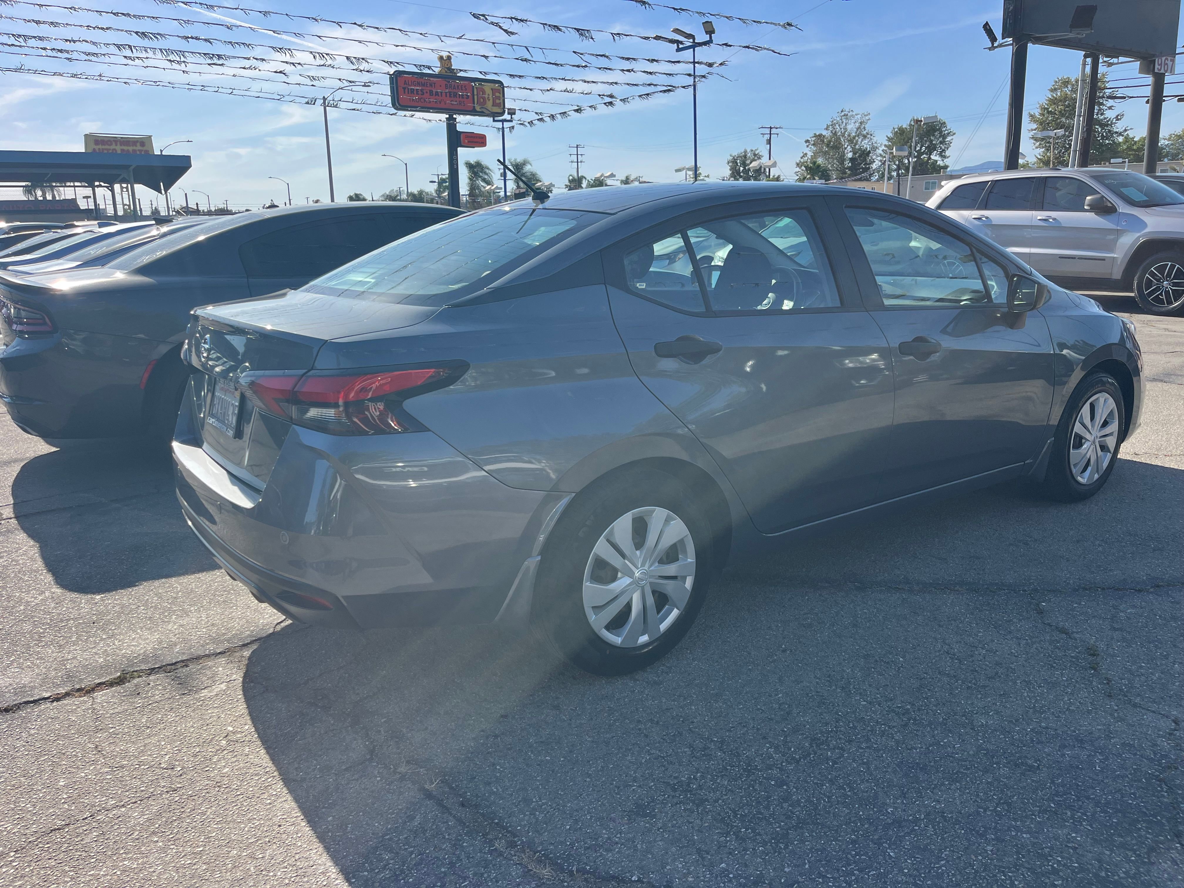Vehicle image 6 of 68