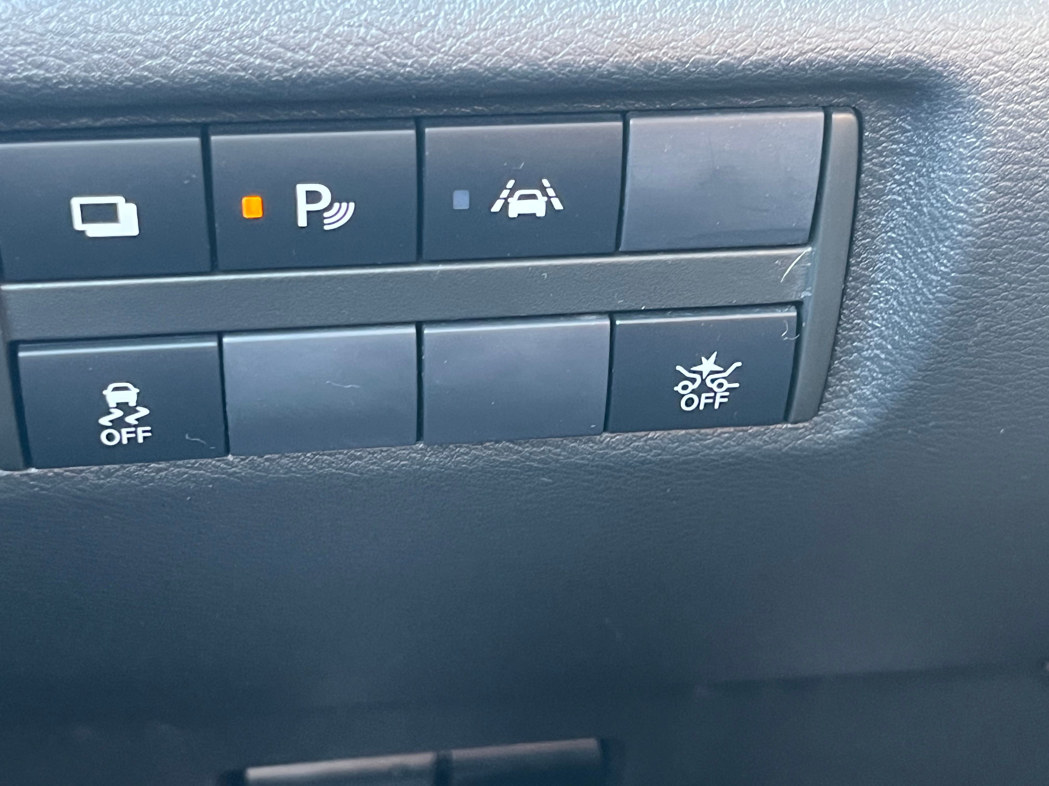 Vehicle image 43 of 68