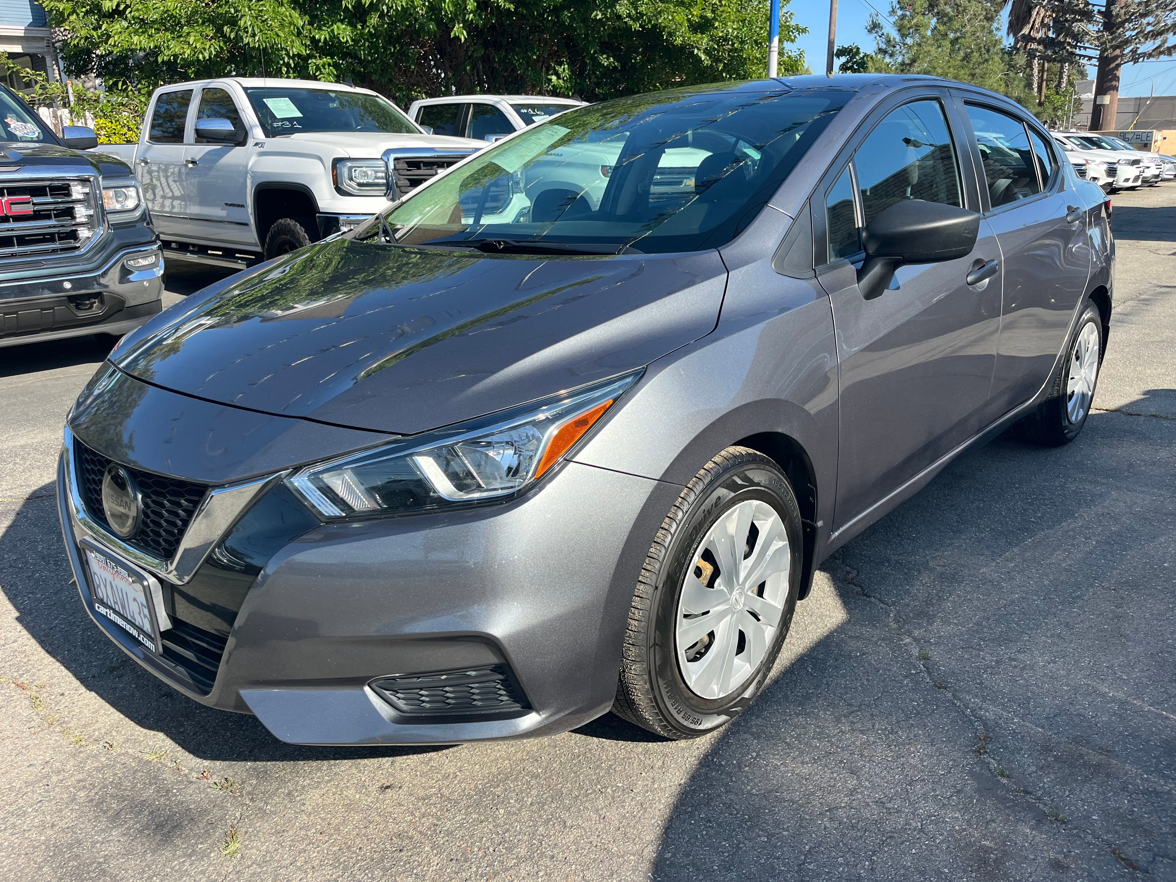 Vehicle image 2 of 68