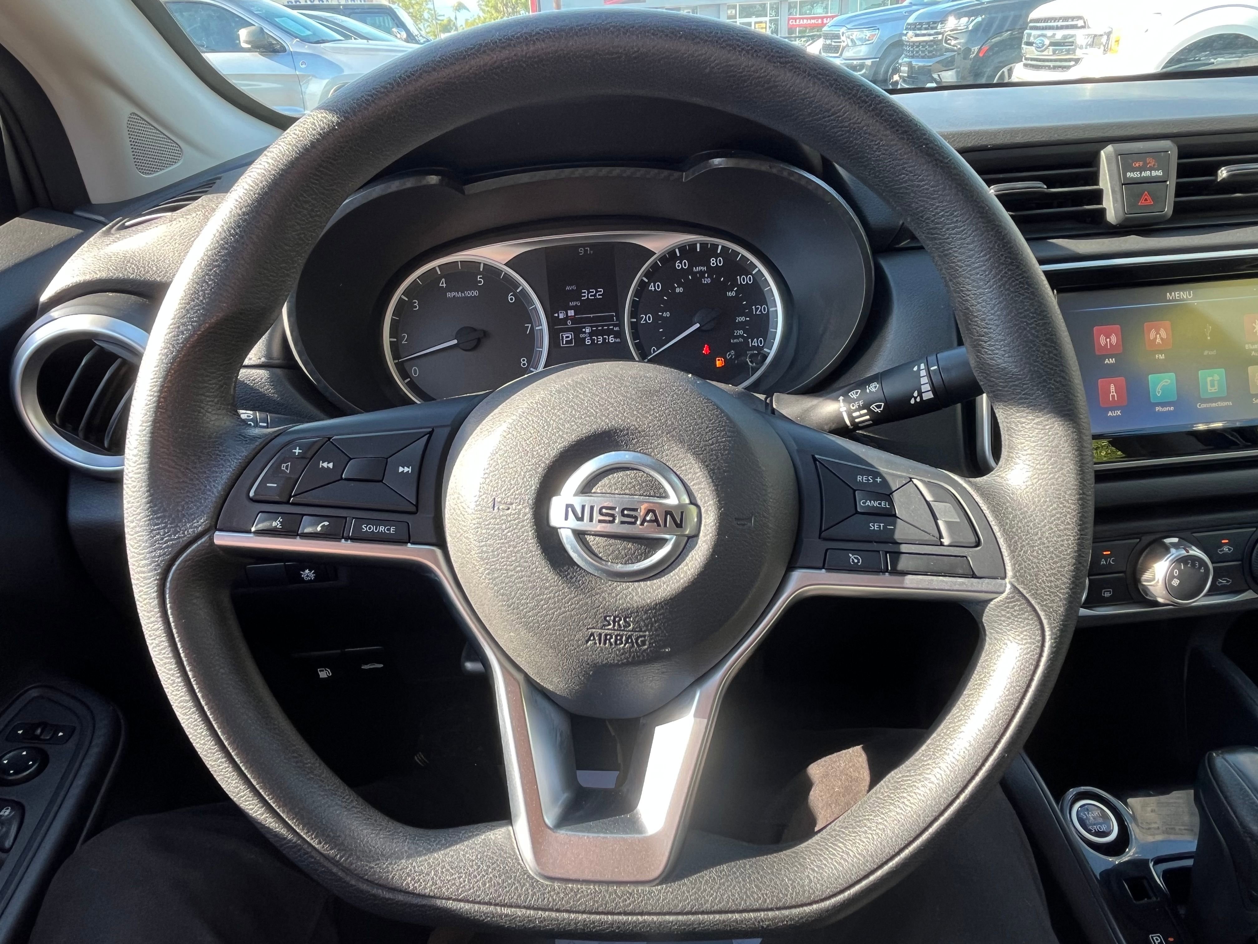Vehicle image 40 of 68