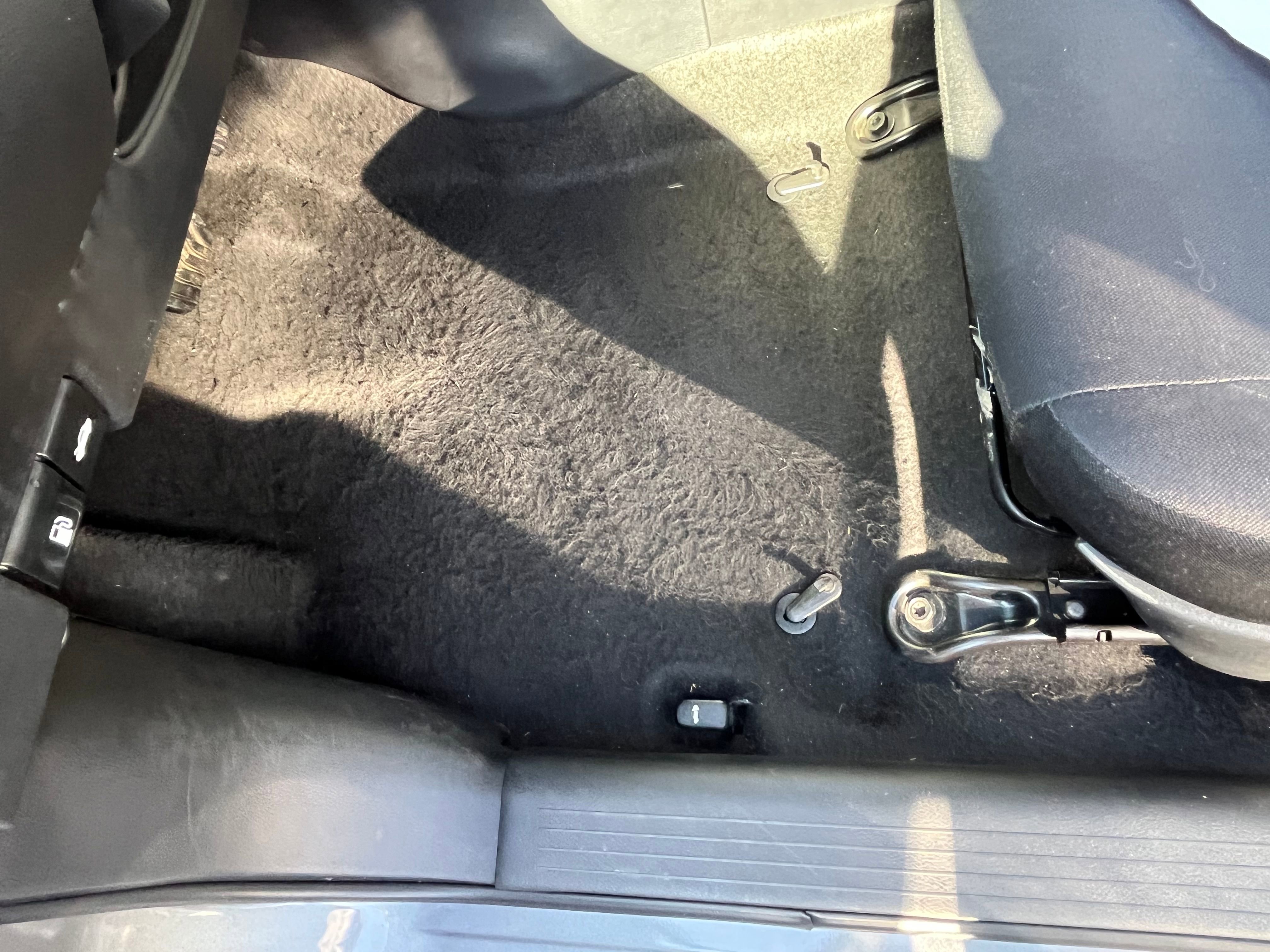 Vehicle image 31 of 68